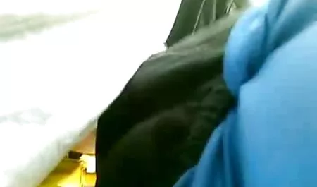 스의 크리스탈 테이블이 시계 실시 포르노에 대한 무료 제거 후 벗은 헤아