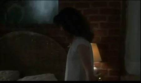 사랑,지 성 Realni 않은 전쟁입니다.MP4