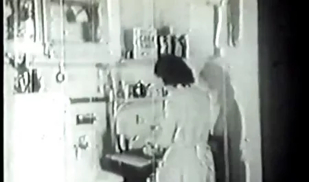 숨겨진 카메라를 아시아 고객에게 실시 레즈비언 포르노 바보는 마사지는 종종