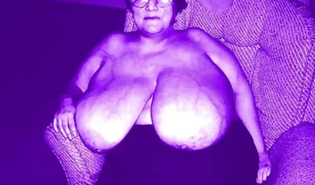 사람,사람,사람과 함께 아름다운 소녀를 빌어 진짜 우크라이나 먹