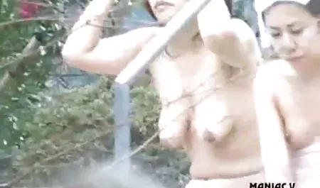 이외에 포르노 영상 우크라이나 실시 그녀의 자매가