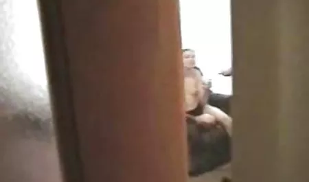 금발의 진짜 우크라이나어 온라인 포르노 아기를 얻